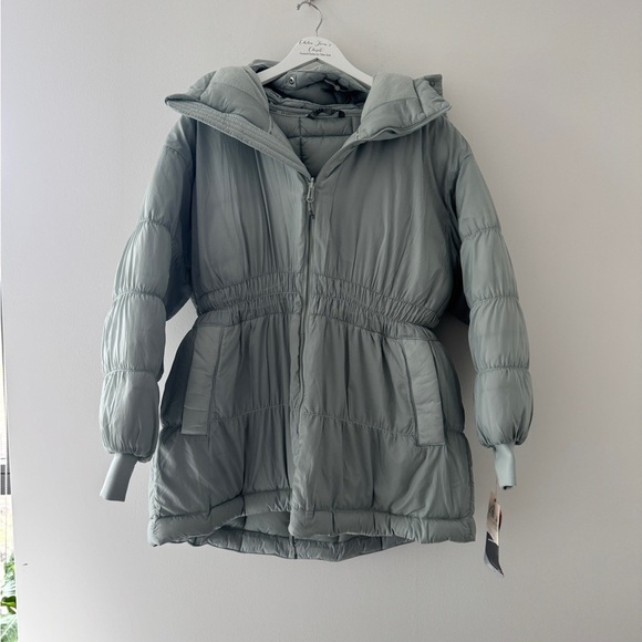 FREE PEOPLE NWT Like A Dream Long Reversible Puffer Jacket in Smoked Sage L - Picture 8 of 15